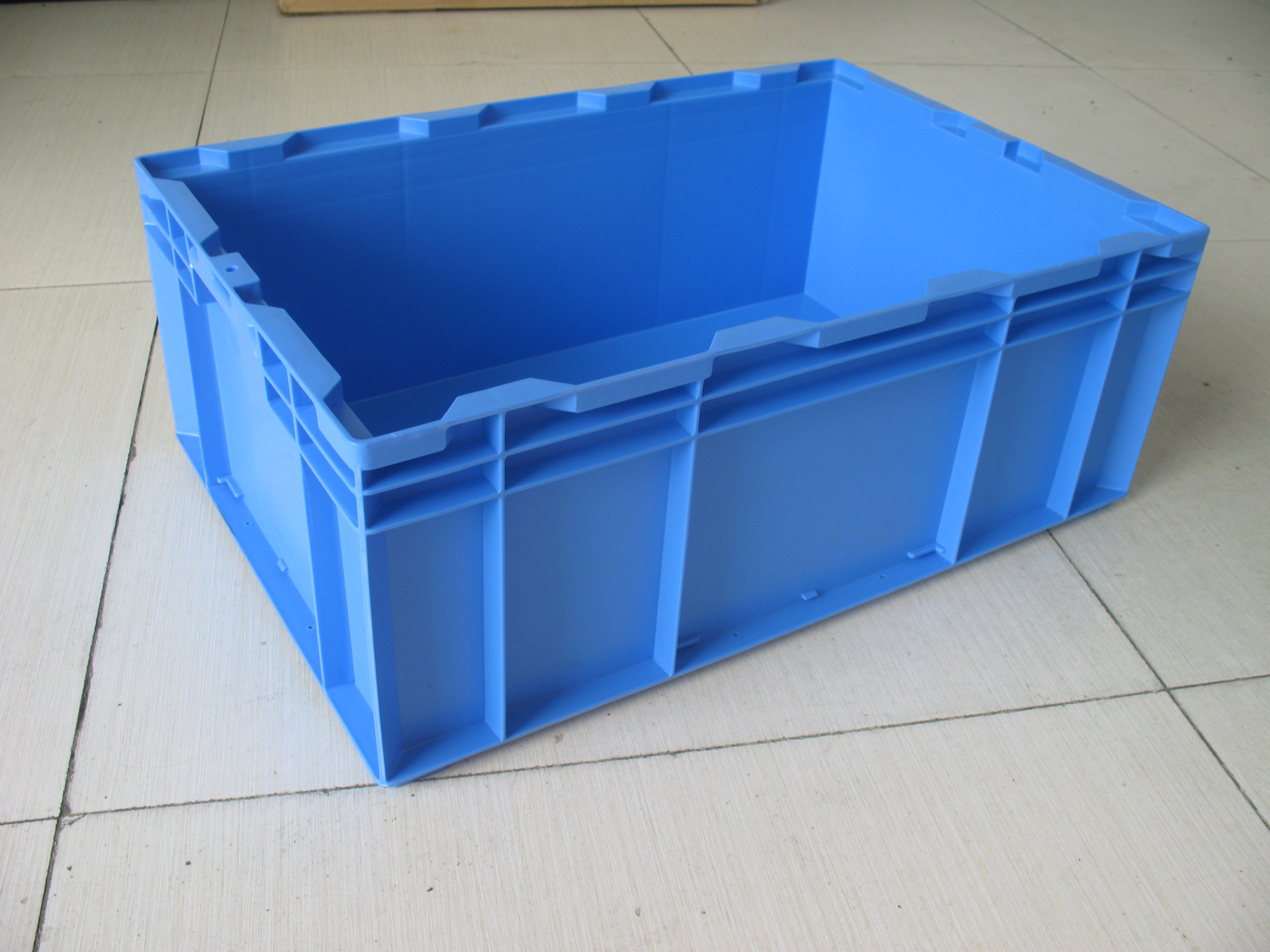 sale on storage totes High Quality Factory Price