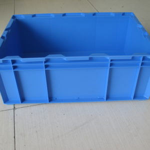 sale on storage totes